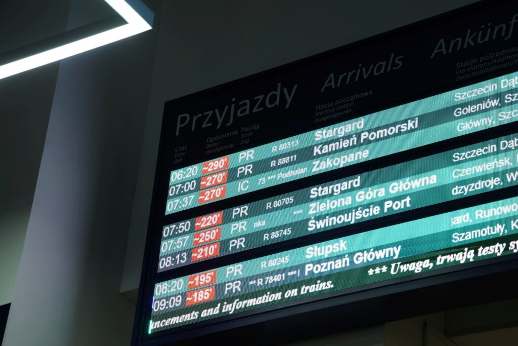 polonya da donan iz sistemi tren seferlerini etkiledi 38538