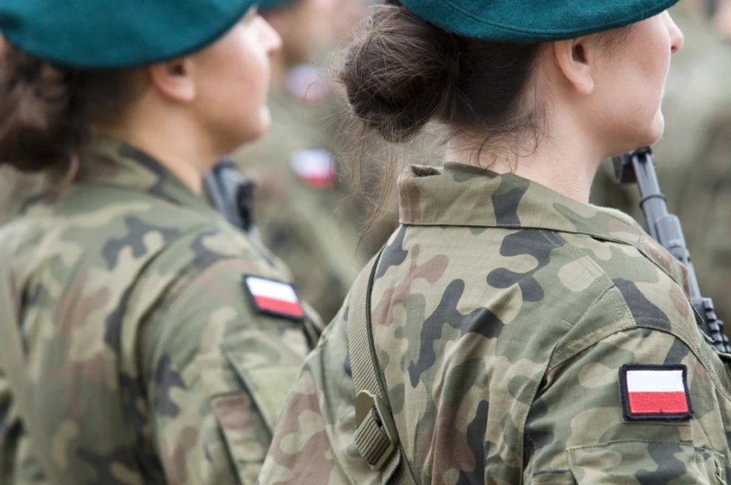 polonya da gonullu askerlik programi basvurulari acildi 38138