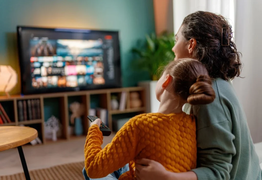 polonya da rtv lisansi 2027 de kalkiyor kamu medyasi butceden finanse edilecek 34583