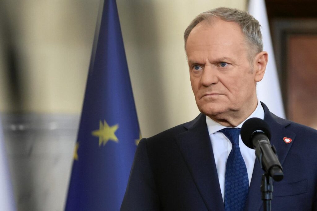 polonya enerji agina siber saldiri tusk sistem korundu dedi isw uyardi 33323