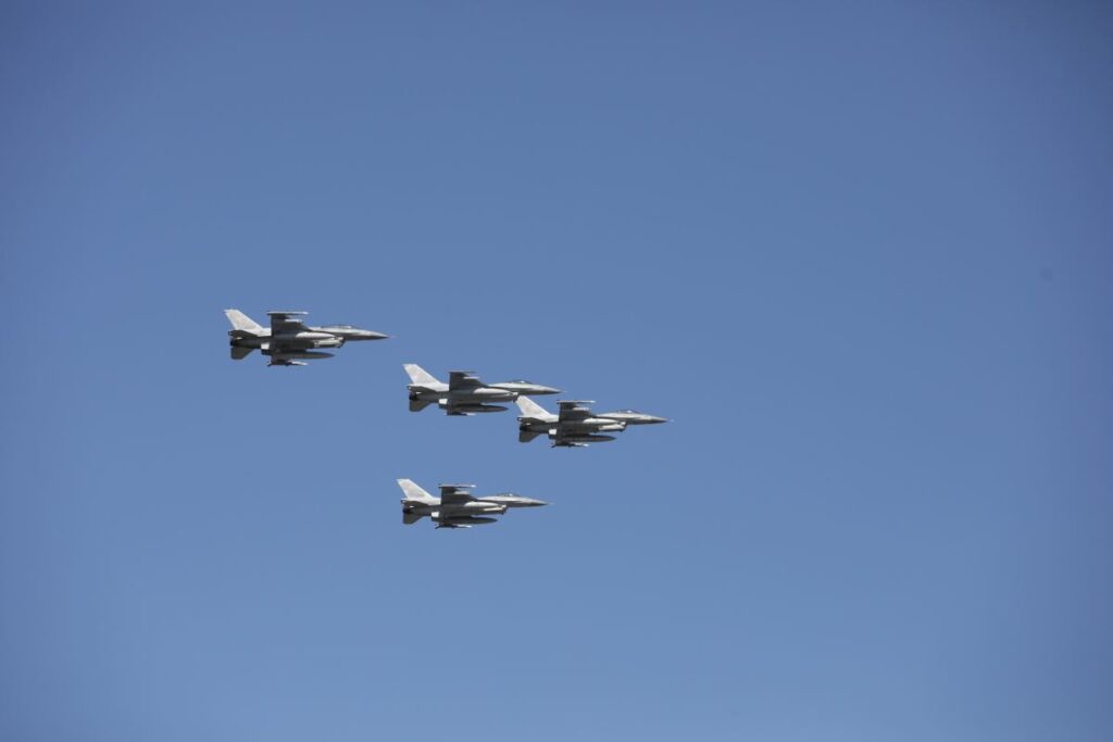 polonya hava sahasinda belarus menseli nesneler operasyon komutanligi hibrit tehdit uyarisinda bulundu 40763