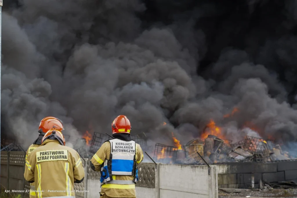 polonya tehlikeli atiklarin i mhasi i cin 9 belediyeye destek verdi 39704