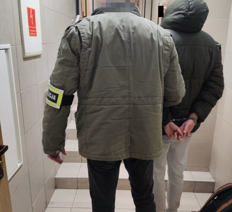 Pow zkowska caddesi nde magaza muduru darp edildi 35185