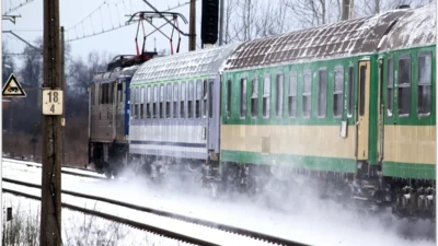 Pozna tren i stasyonunda teknik ariza berlin yolu trenleri 8 saatten fazla gecikti 35430