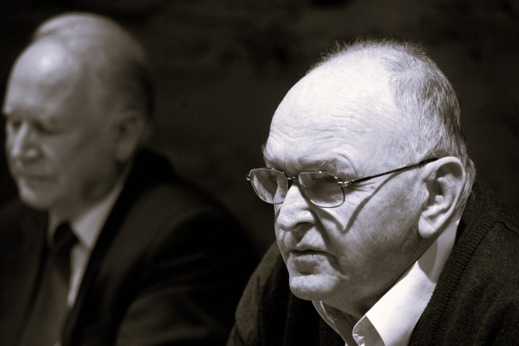 profesor maciej sadowski vefat etti 34899