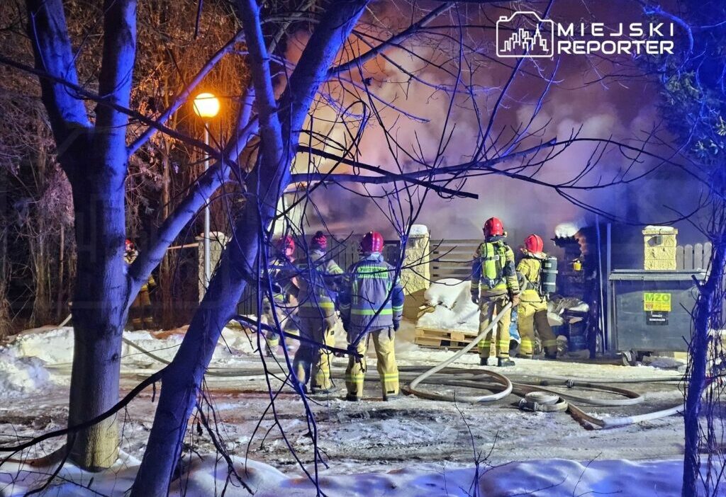 Pruszk w da marangozhanda yangin i tfaiye ekipleri mudahale etti 35191
