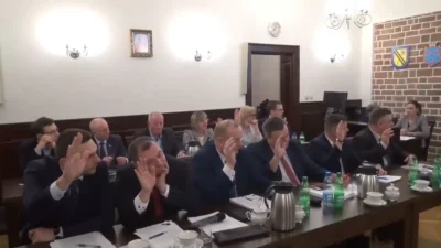 Radne i̇şten çıkarıldı, belediye meclisi onayı i̇stememişti 3 Radne i sten cikarildi belediye meclisi onayi i stememisti 39040