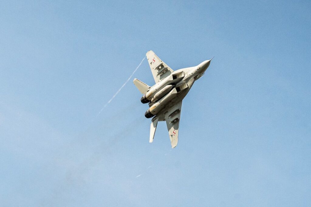 rusya baltik taki askeri ucaklarini goruntuledi 37166