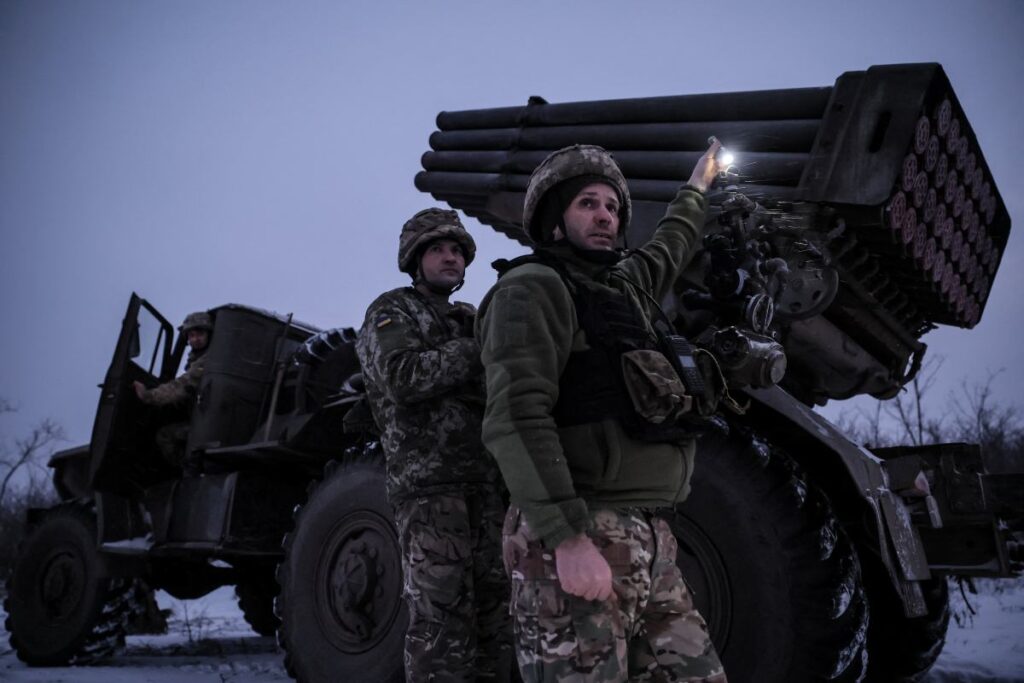 rusya da stratejik hava guclerinde artan faaliyetler ve olasi saldiri riski 34938