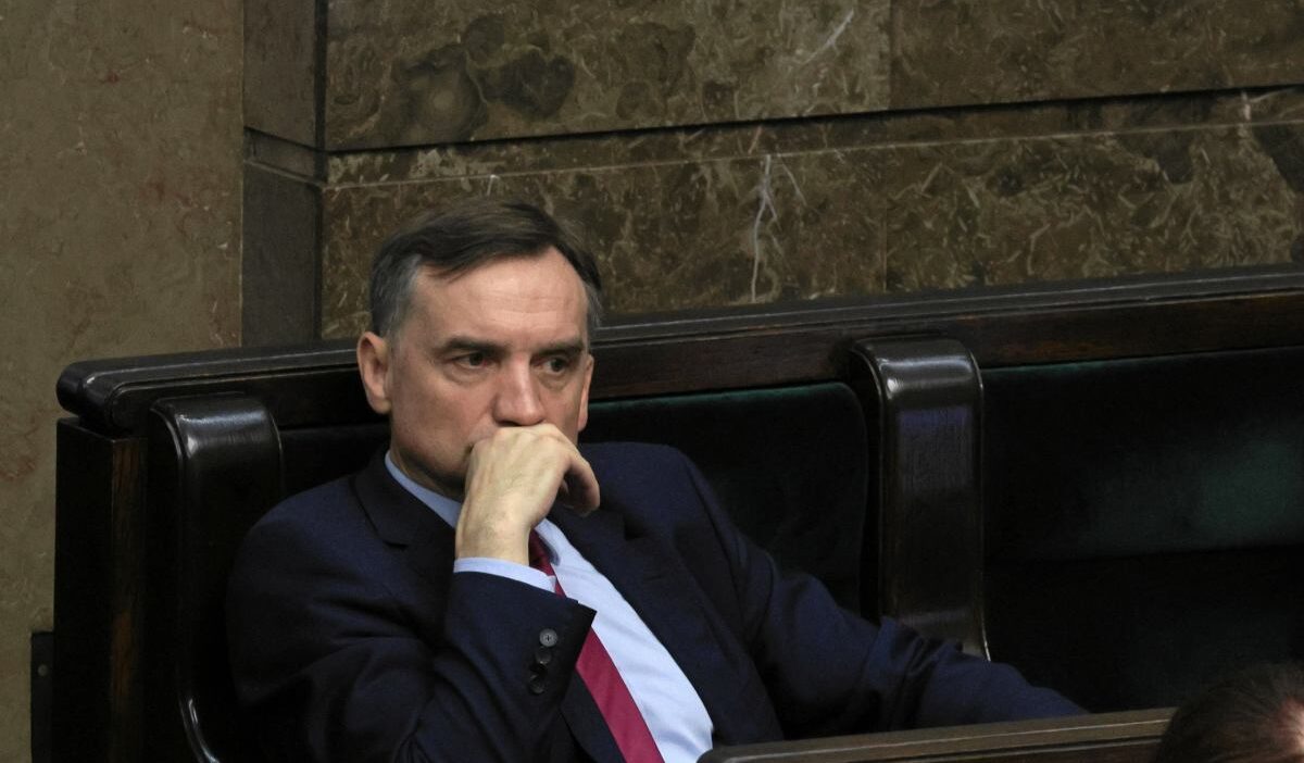 Sejm başkanı zbigniew ziobro'nun devamsızlıklarına i̇lişkin yaptırım kararları 1 Sejm baskani zbigniew ziobro nun devamsizliklarina i liskin yaptirim kararlari 33749