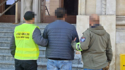 Siedlce cumhuriyet savcılığı ile terespol gümrük birliği, a2 otoyolu'nda 41. 8 kilogram mefedron ele geçirdi 2 Siedlce cumhuriyet savciligi ile terespol gumruk birligi a2 otoyolu nda 41 8 kilogram mefedron ele gecirdi 39857