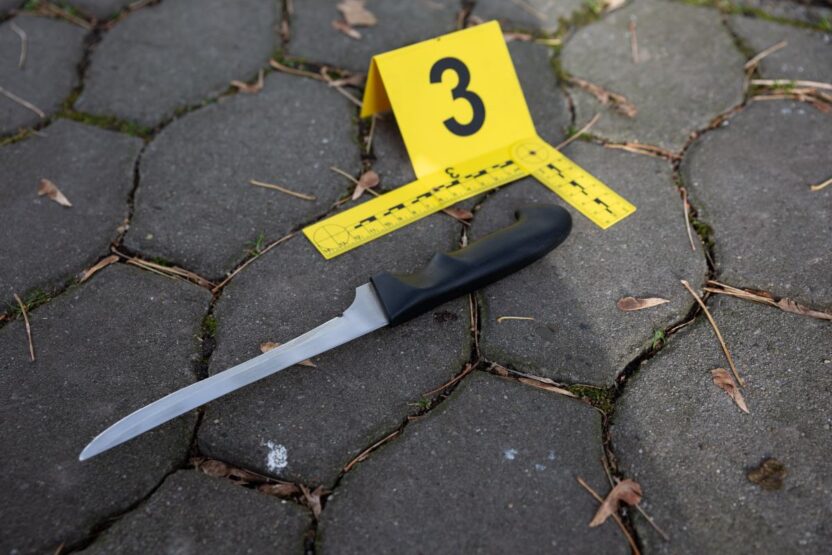 Sop yetkilisi kart oyunu sirasinda saldiriya gecti 39234