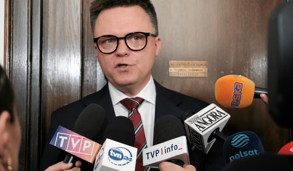 Szymon hołownia, parti i̇çi kriz çözümü i̇çin potansiyel liderlerle görüştü 1 Szymon ho ownia parti i ci kriz cozumu i cin potansiyel liderlerle gorustu 37229