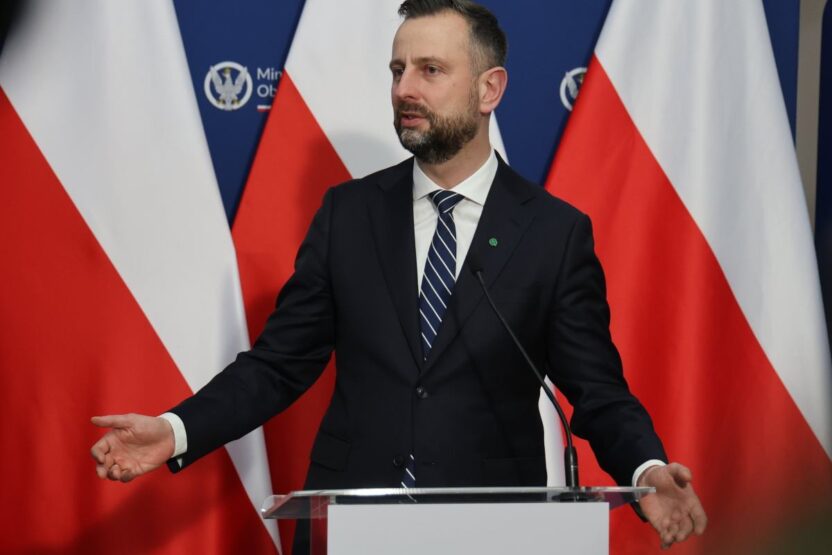 Trump in nato aciklamalarina polonya dan tepki 37045