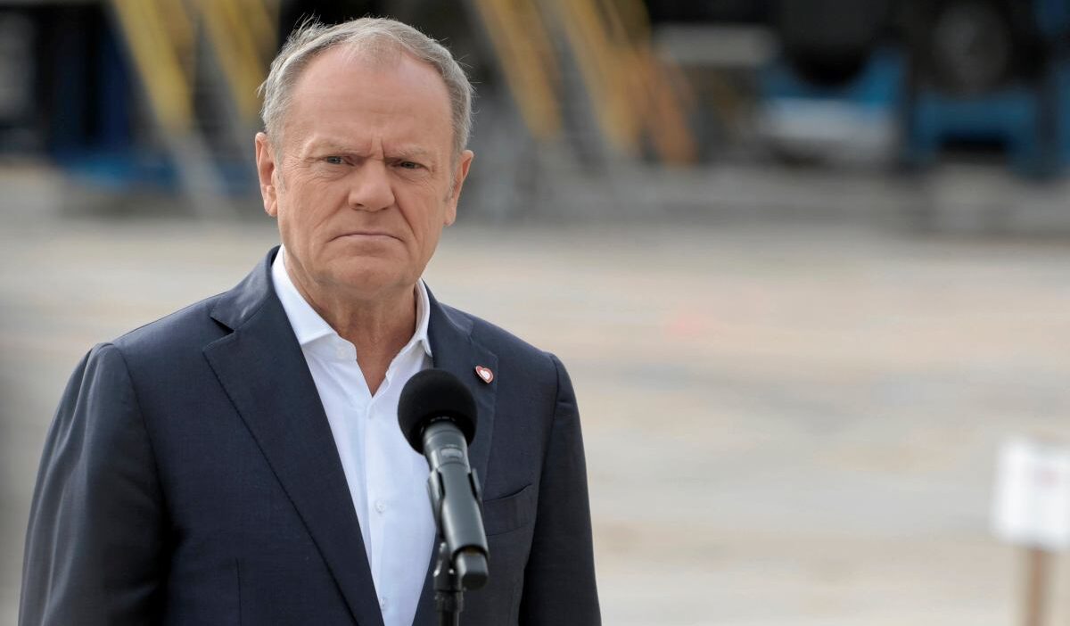 Tusk nawrocki ve kaczy ski yi hedef aldi 37579