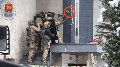 Varsova da aile katliami zanlisina i ki kisi cinayeti ve hayvan katliami suclamasi 39790