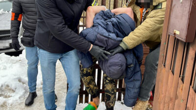 Varsova da i ki ceset tespit edildi barikatlanmis erkek gozaltina alindi 39420