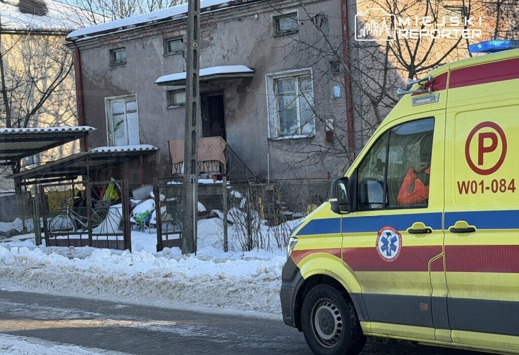 Varşova'da i̇ki yaşlı kişinin donarak ölü bulunduğu evde hayvanat bahçesi i̇hmal tartışması 1 Varsova da i ki yasli kisinin donarak olu bulundugu evde hayvanat bahcesi i hmal tartismasi 34274