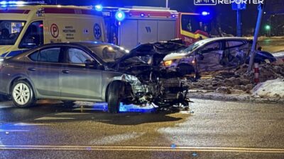 Varşova'da polis aracıyla otomobil çarpıştı; kazada üç kişi yaralandı 4 Varsova da polis araciyla otomobil carpisti kazada uc kisi yaralandi 34033