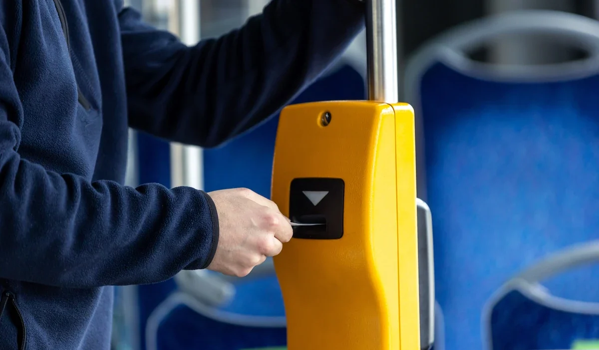 Varsova nin ulasim harcamalarinin yaklasik 10 unu i ndirimler olusturuyor 39022