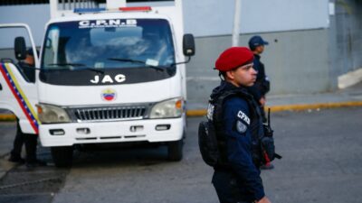 Venezuela dan serbest birakilan polak ulkeye donuyor 34593