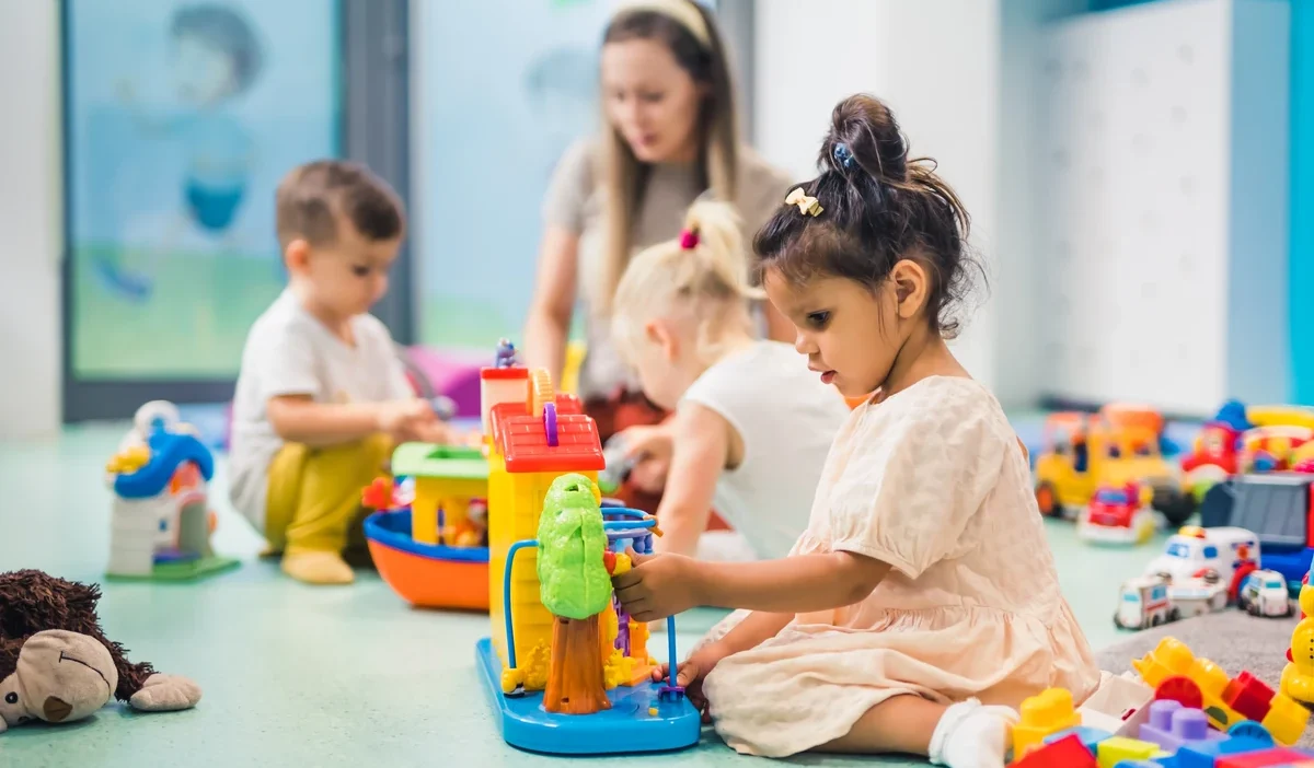 Yeni cocuk bakim standartlari yururlukte 38014