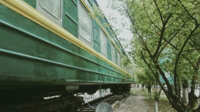 17 yaşındaki genç, yardım anında tren altında kaldı 4 17 yasindaki genc yardim aninda tren altinda kaldi 49190