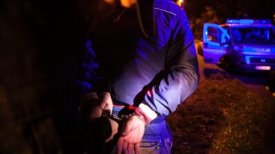 37 yasinda sofor uyusturucu etkisinde kaza yapti 45214