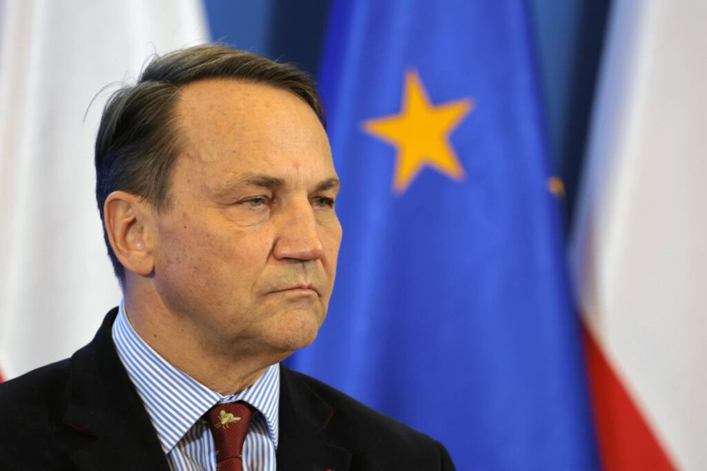 abd buyukelcisi nin paylasimlari polonya ve kongre den aciklamalar 43484