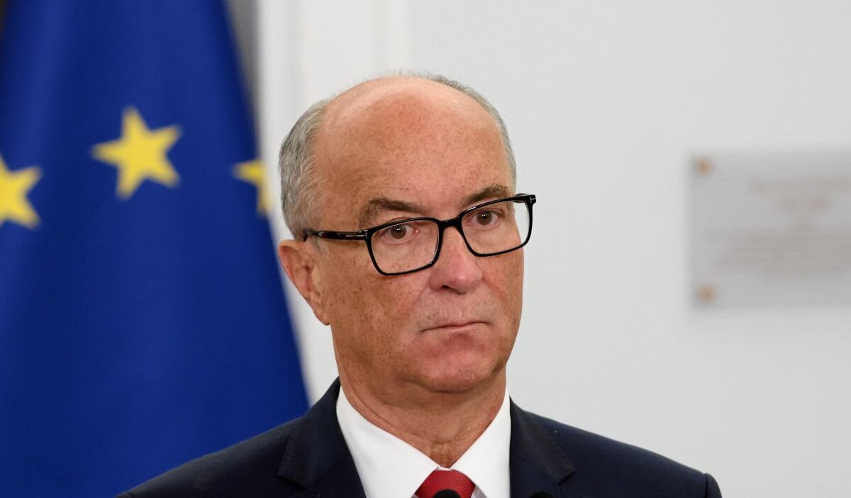 Abd buyukelcisi polonya meclis baskani ile i liskilerini kesme kararini acikladi 43021