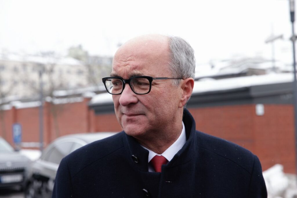 abd buyukelcisi tom rose sejm maresali czarzasty ile iliskilerini kesti 43105