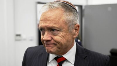 Abd buyukelcisi trump elestirisi uzerine czarzasty ile i liskisini kesiyor 44569