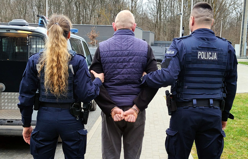 Alkollu surucu polise saldirdi ve kacmaya calisti 47454