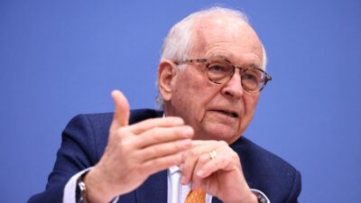 Alman diplomat polonya ya askeri hediye verilmesi onerisi 44177