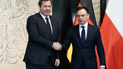 Almanya da buyume sikisti polonya g20 ye davet edildi 42068