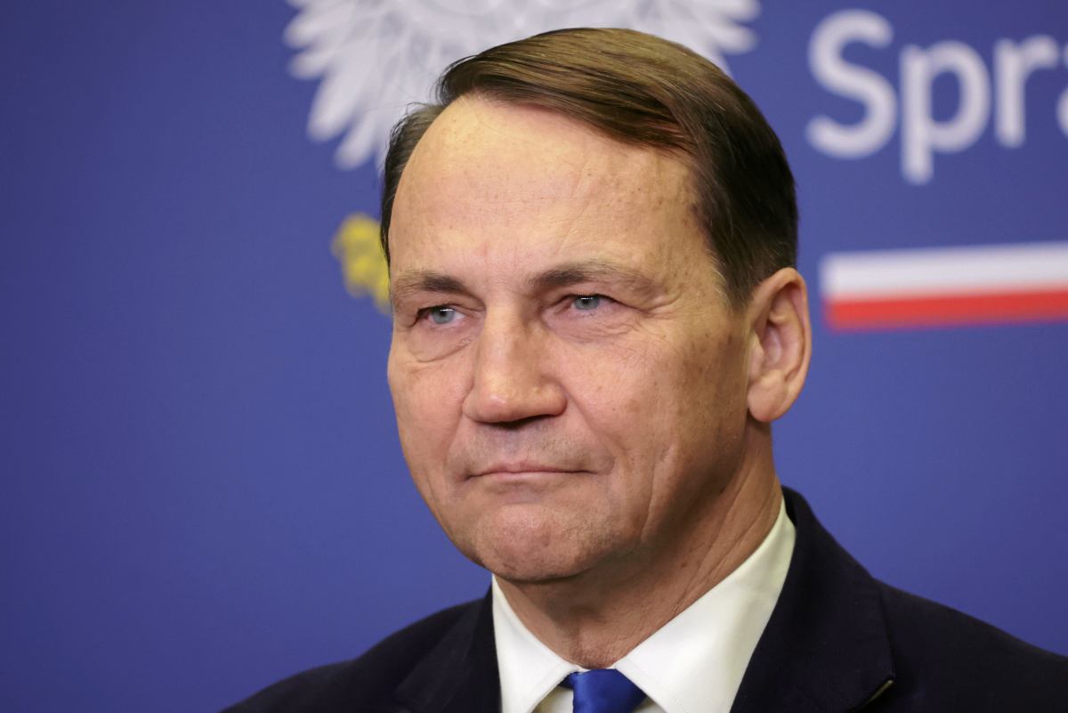 Anket rados aw sikorski nin performansi degerlendirildi 43649