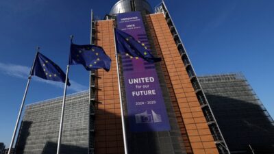 Avrupa komisyonu binalarinin satisi sorusturmasi kapsaminda bruksel de arama yapildi 45729