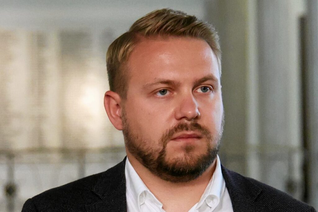 avrupa parlamentosu uyesi ozdoba tvn gazetecisi kolenda zaleska i cin aciklama yapti 49858