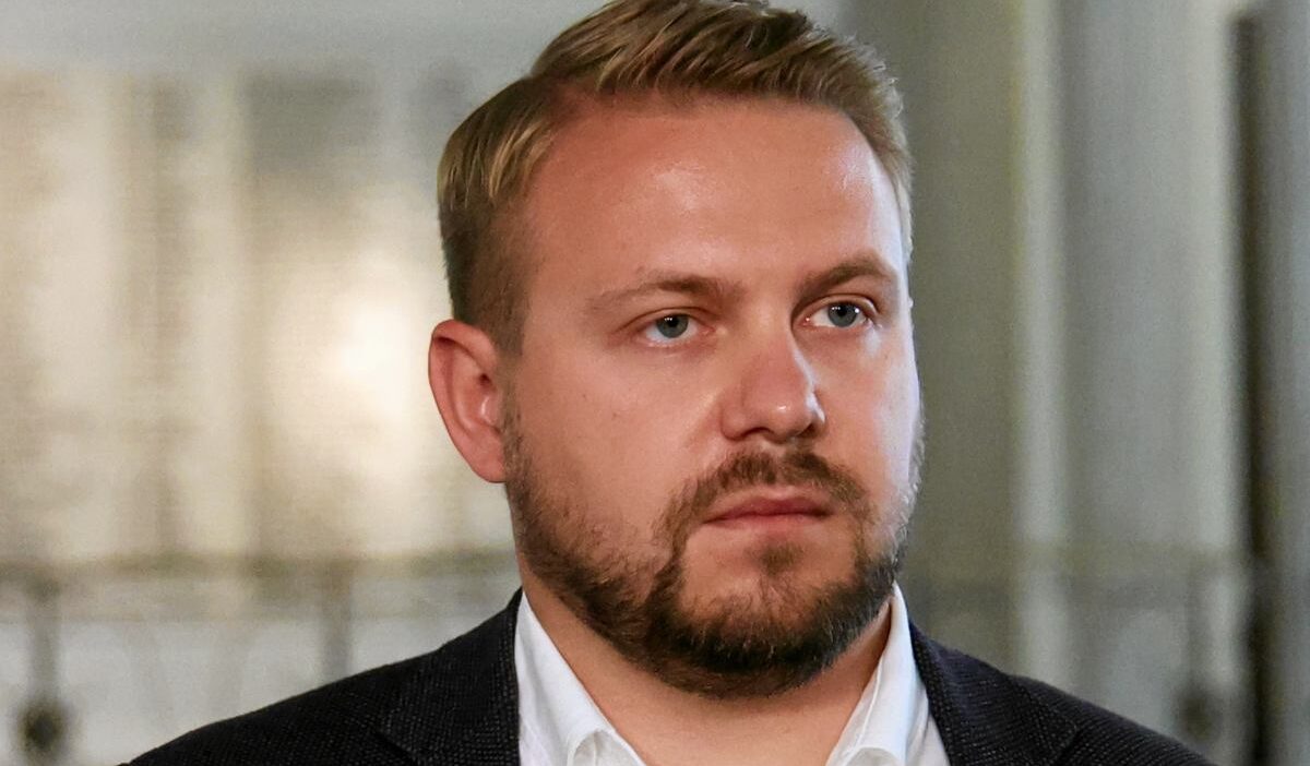 Avrupa parlamentosu üyesi ozdoba, tvn gazetecisi kolenda-zaleska i̇çin açıklama yaptı 1 Avrupa parlamentosu uyesi ozdoba tvn gazetecisi kolenda zaleska i cin aciklama yapti 49858