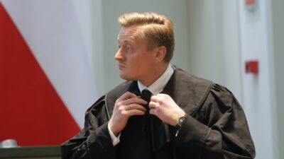 Bartosz lewandowski prezydentin hizli sansur tasarisinin yazari olarak gosterildi 48460