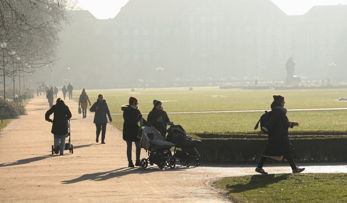 Batıda i̇lk bahar hissi: perşembe'ten başlayan sıcaklık artışı 1 Batida i lk bahar hissi persembe ten baslayan sicaklik artisi 49872