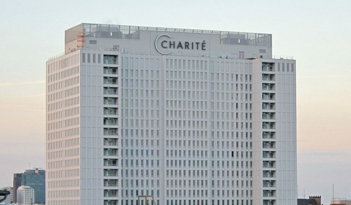 Berlin hastanelerinde hibrit savas tehdidi seri aciklanamaz olaylar 44557