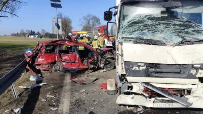 Bielsko’da 12:30’da krajowa 60 karayolu’nda araç çarpışması: 1 çocuk hayatını kaybetti 4 Bielsko da 12 30 da krajowa 60 karayolu nda arac carpismasi 1 cocuk hayatini kaybetti 50384