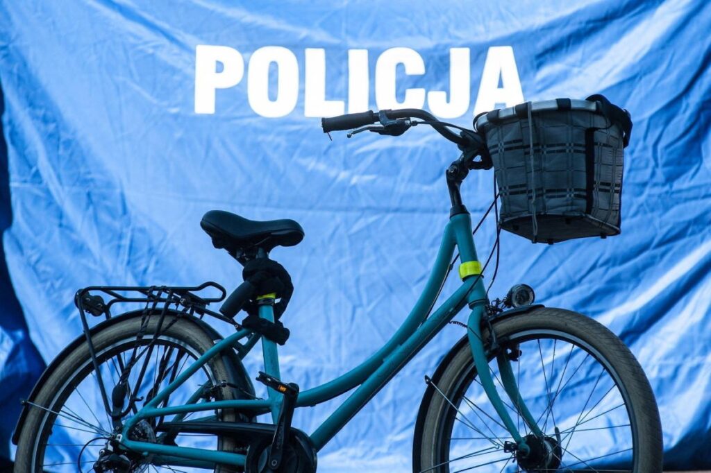 bisikletci ile yaya carpismasinda olumlu kaza wieliczka da yasanan trajedide bir hayat kaybi 49534