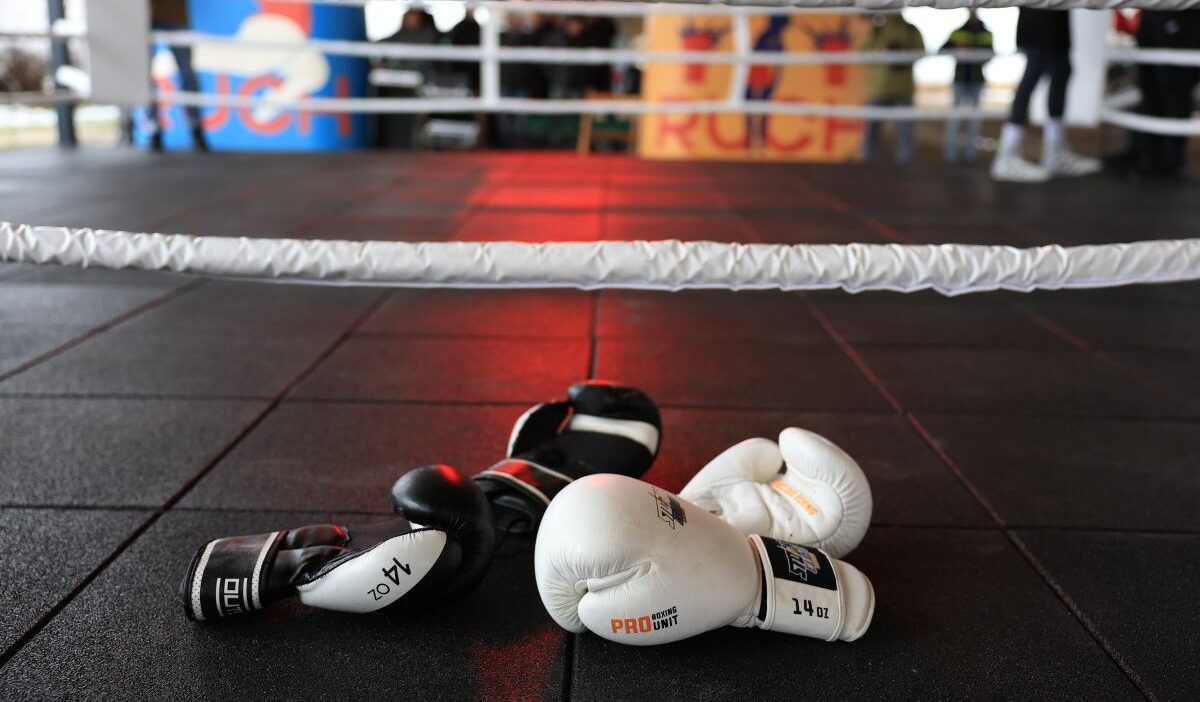 Bokser eugeniusz makarczuk belarus a dondu hizmetlerle temas iddialari 40917