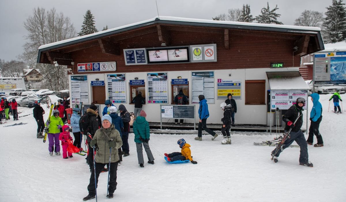 Cekya da kayak pistinde olumlu kaza yasli kadin hayatini kaybetti 48299