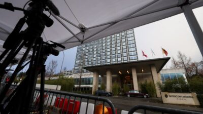 Cenevre de baris gorusmeleri ukrayna rusya ve abd temsilcileri toplantiya hazirlaniyor 47025