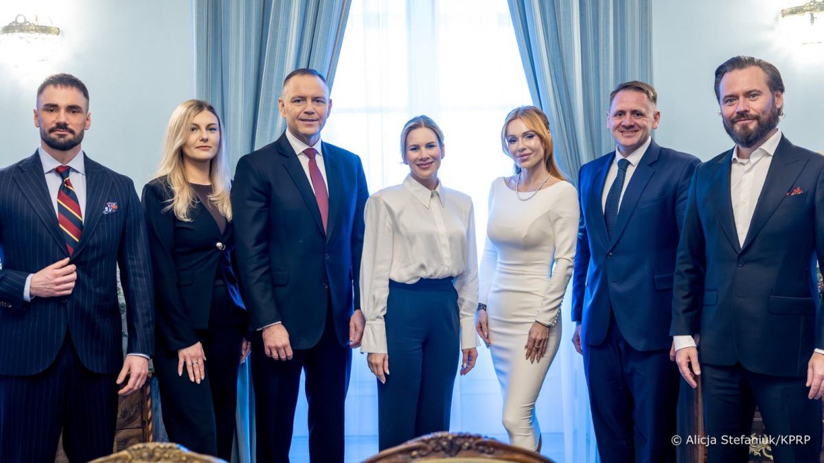 Cumhurbaskanligi nda barinaklar gorusmesi 41971