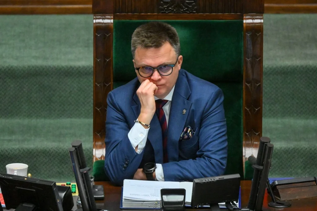 depresyonla mucadele gunu nde medya elestirisi kamuoyu bilme hakki ve mahremiyet siniri 49038