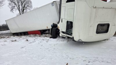 Dobrzankovo'da ölümlü kazı: 75 yaşındaki sürücü hayatını kaybetti 3 Dobrzankovo da olumlu kazi 75 yasindaki surucu hayatini kaybetti 47074